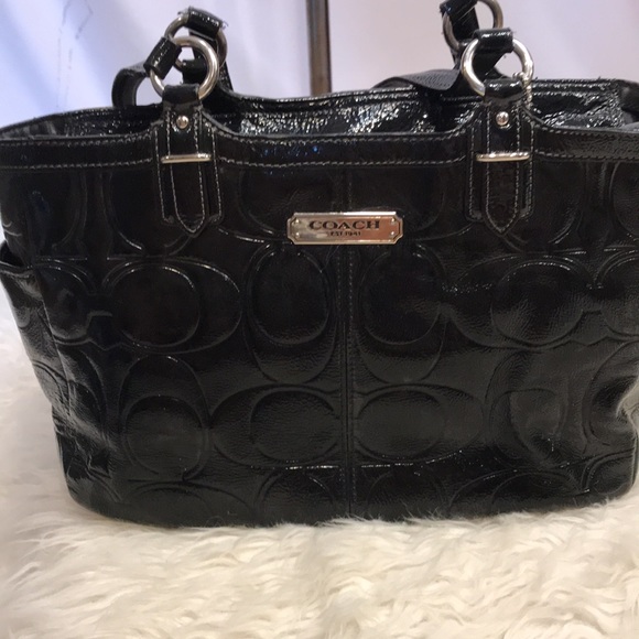 COACH Gallery Patent Leather Tote Black F19462 - Picture 3 of 14